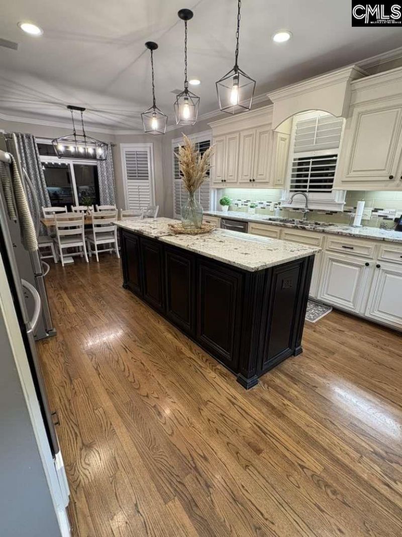 204 Secret Cove Drive Photo 16