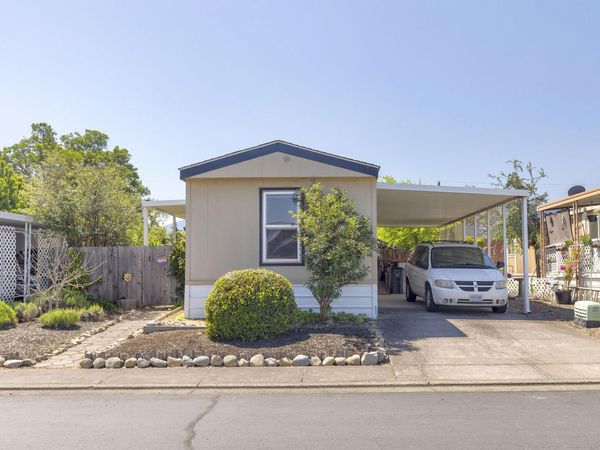 4729 S Pacific Highway, UNIT 4, Phoenix, OR 97535