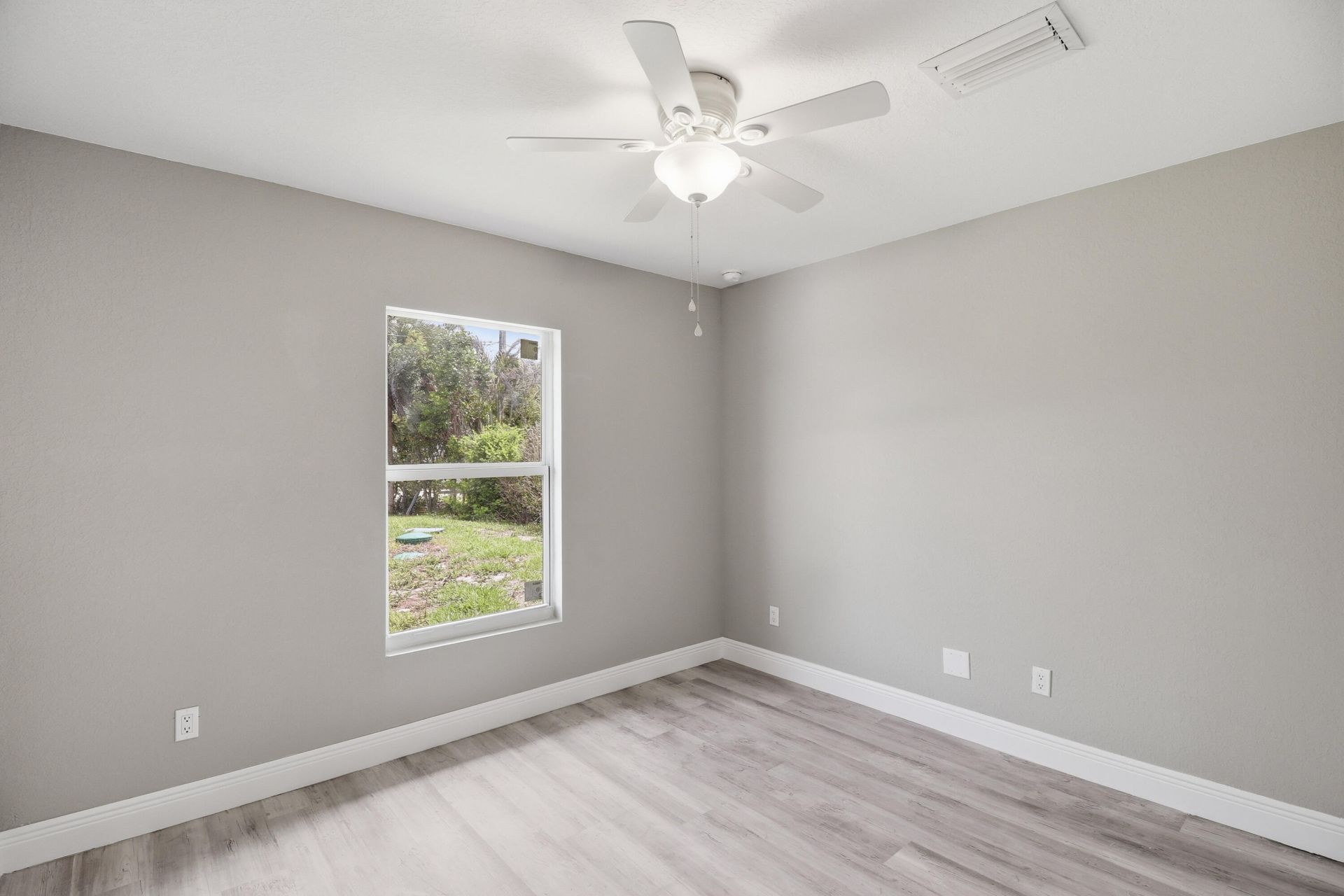 2805 SE Carroll Street, Stuart, FL 34997 Photo