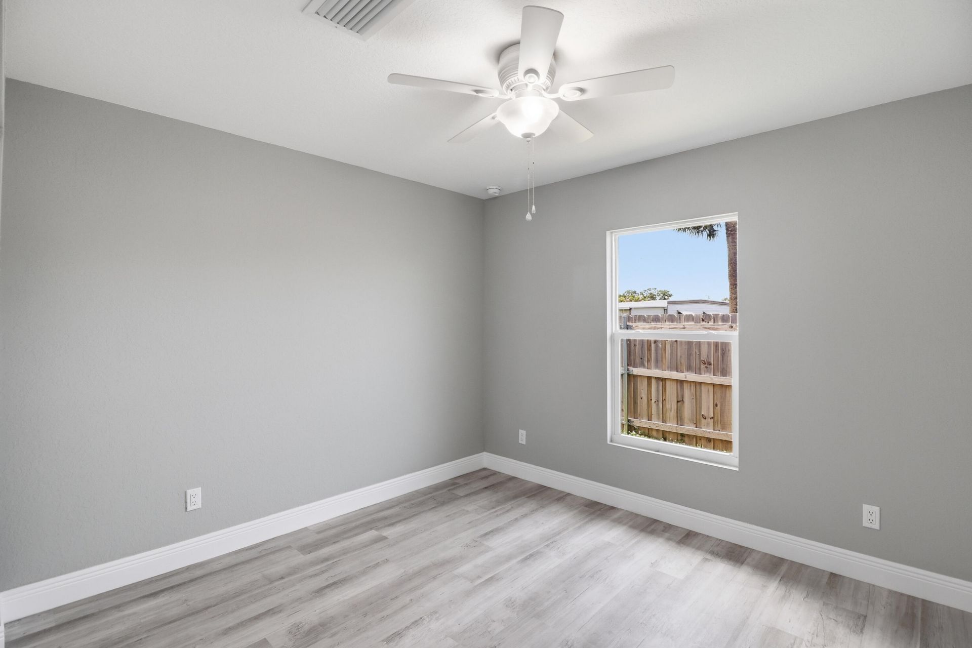 2805 SE Carroll Street, Stuart, FL 34997 Photo