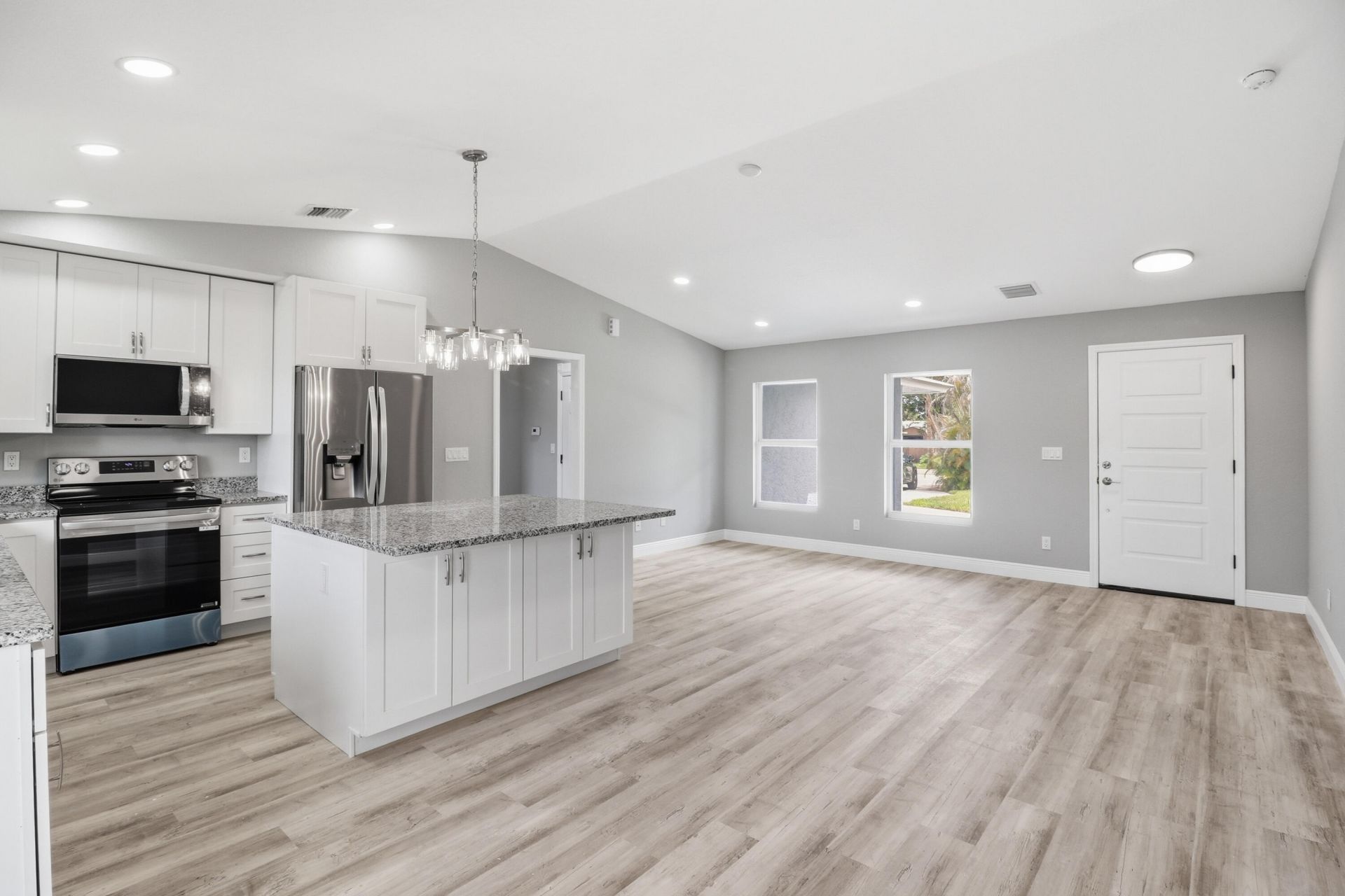 2805 SE Carroll Street, Stuart, FL 34997 Photo