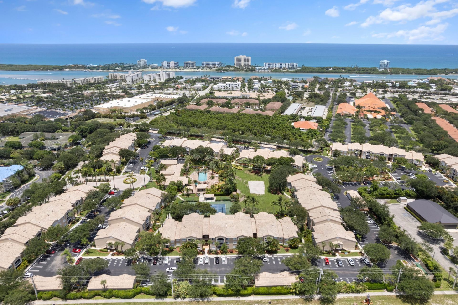 272 Village Boulevard, Unit 7109, Tequesta, FL 33469 Photo