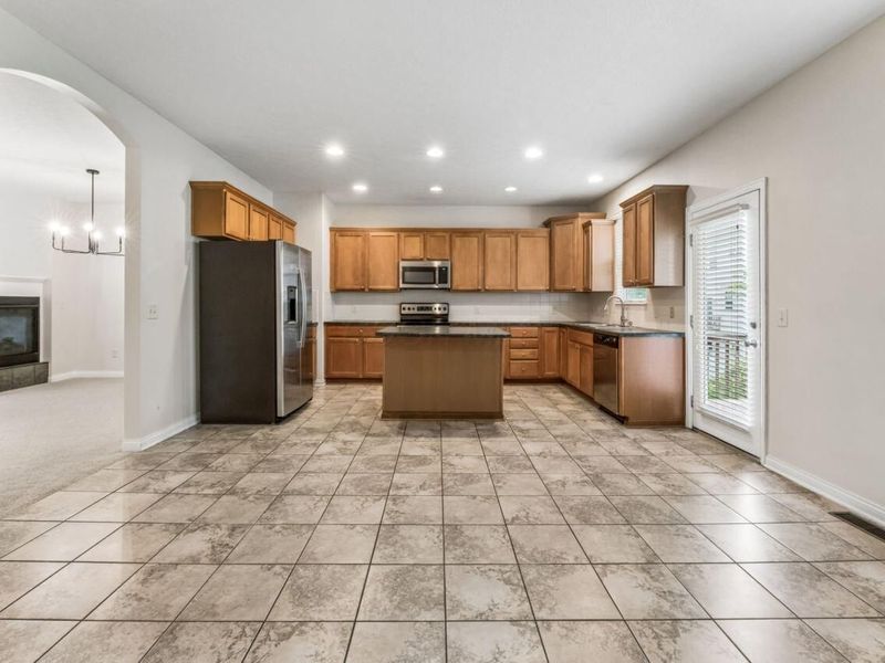 4127 Certaldo Drive, Columbus, OH 43219 Photo 6