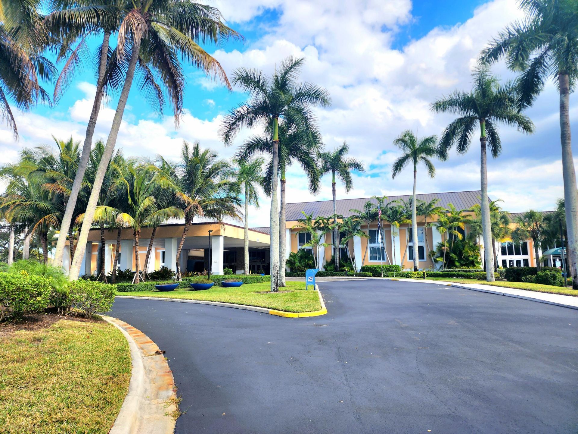 7751 Southampton Terrace, Unit 215, Tamarac, FL 33321 Photo