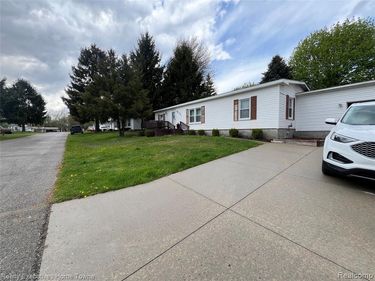 2211 Mark Street, Buel Twp, MI 48422