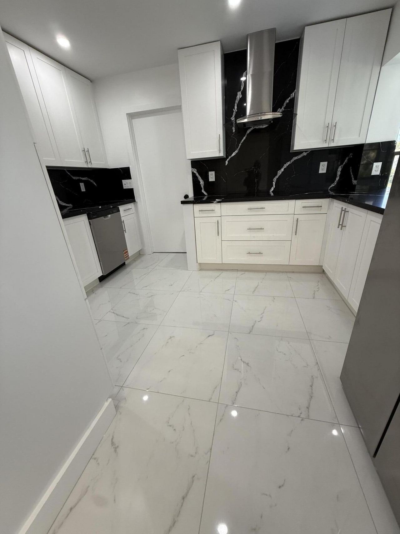9405 NW 74th Street, Tamarac, FL 33321 Photo