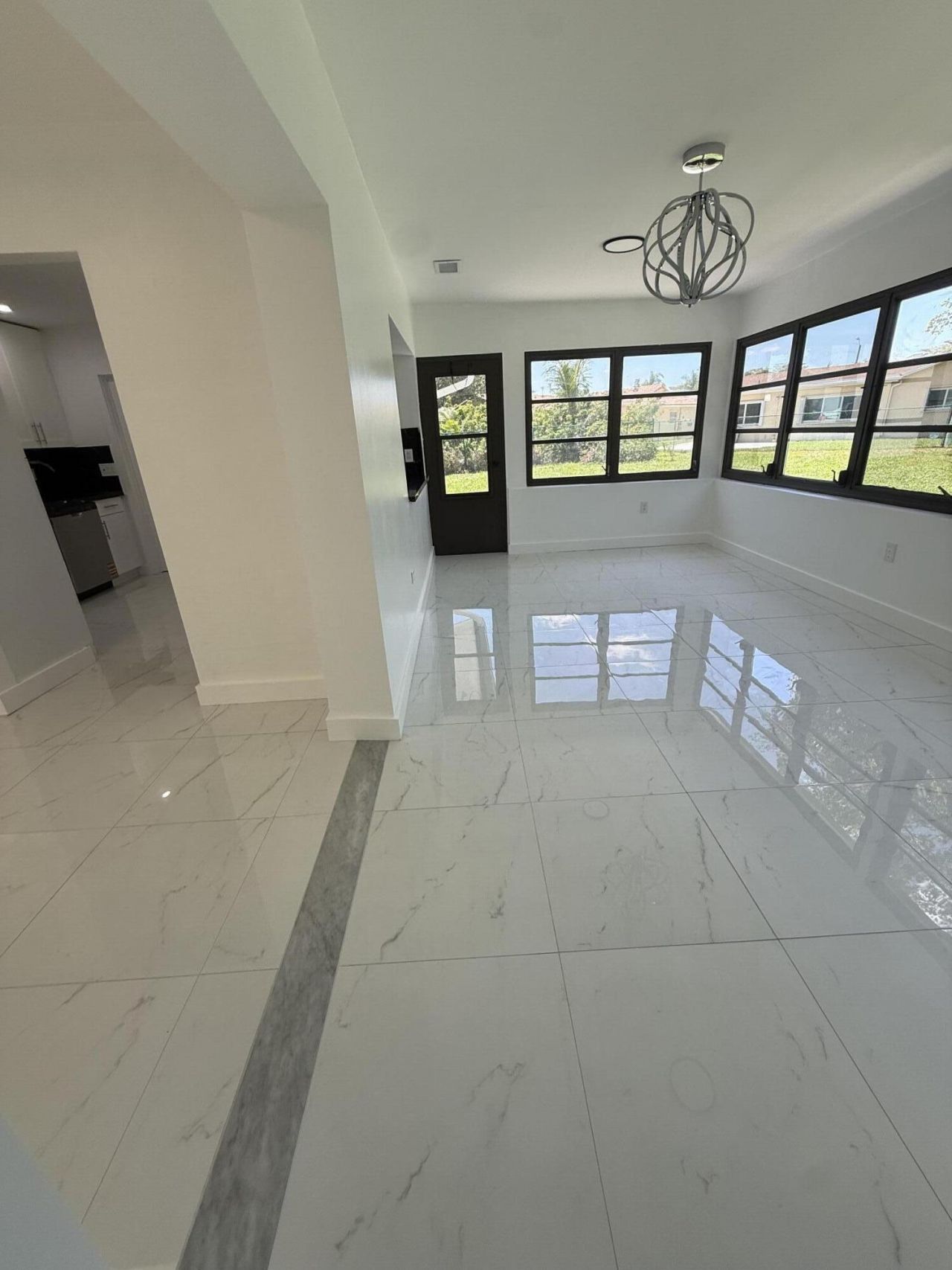 9405 NW 74th Street, Tamarac, FL 33321 Photo