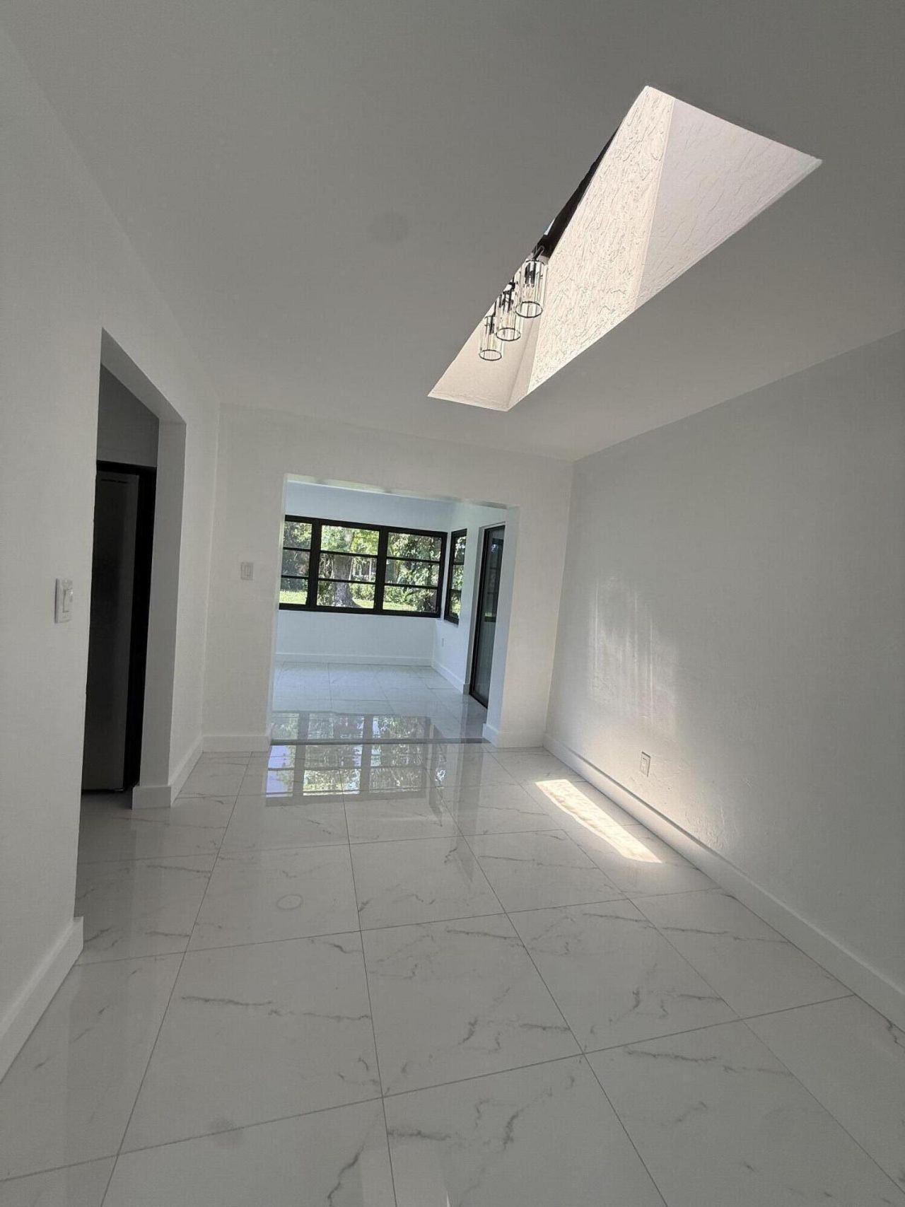 9405 NW 74th Street, Tamarac, FL 33321 Photo