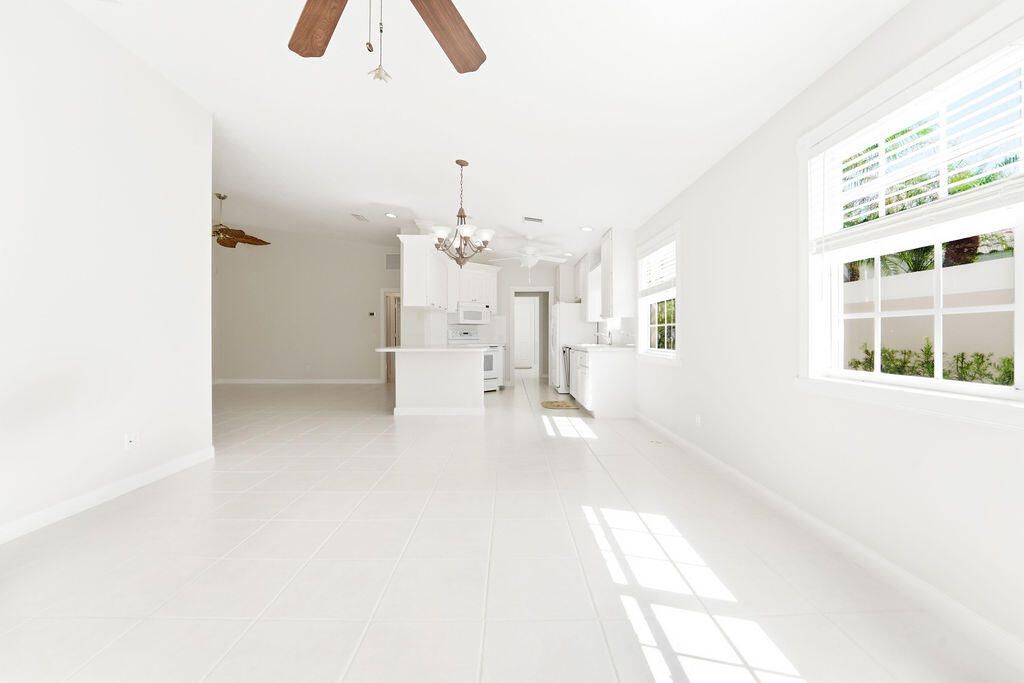 8439 SE Retreat Drive, Hobe Sound, FL 33455 Photo