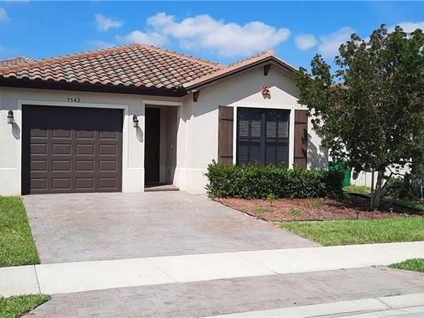 5542 Useppa Drive, Ave Maria, FL 34142
