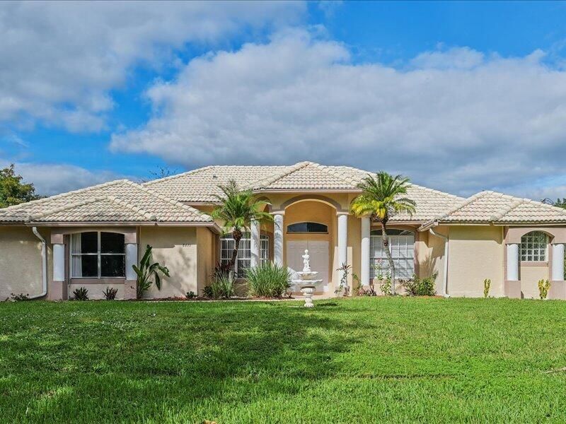 8671 155th Place N, Palm Beach Gardens, FL 33418 Photo