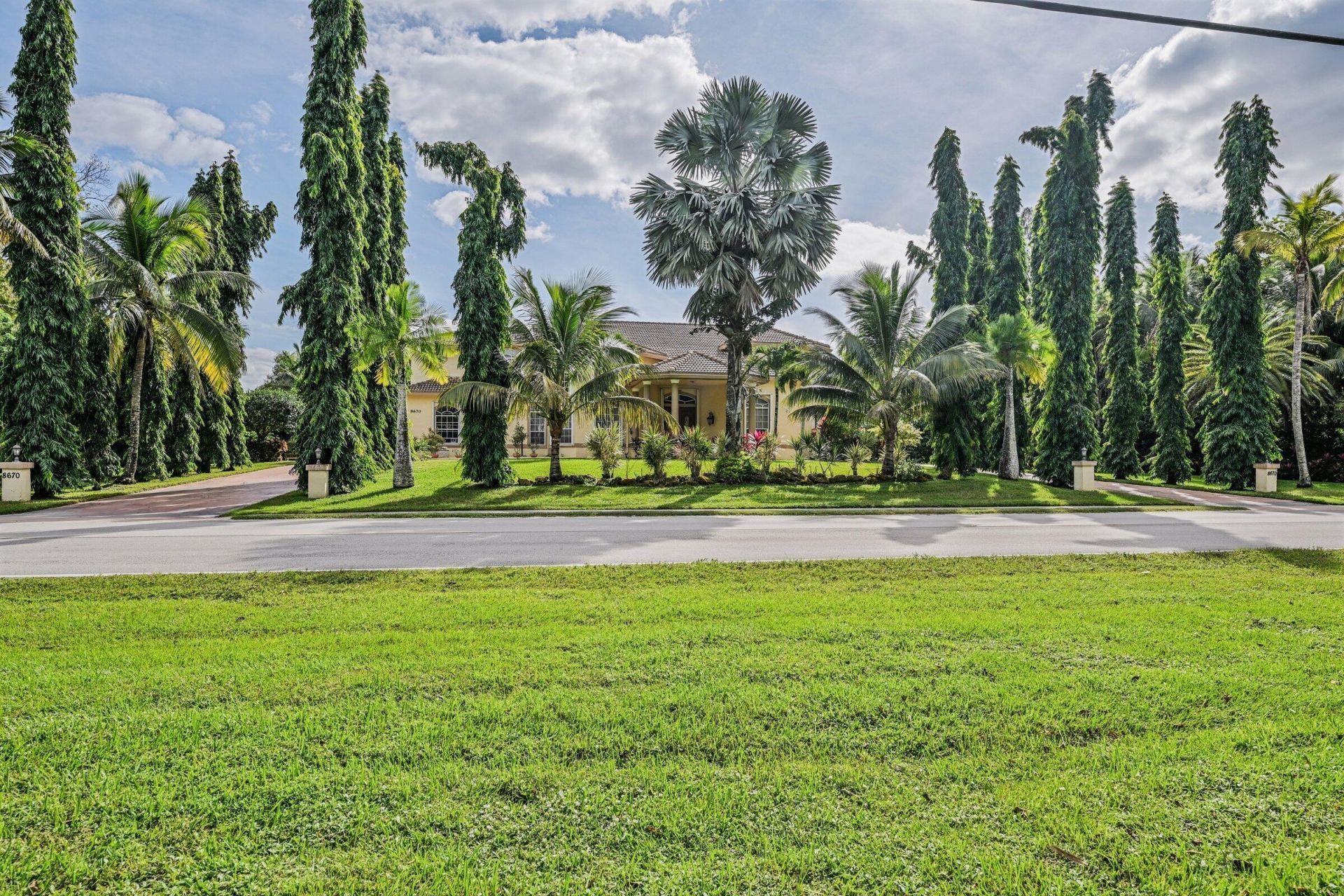 8671 155th Place N, Palm Beach Gardens, FL 33418 Photo