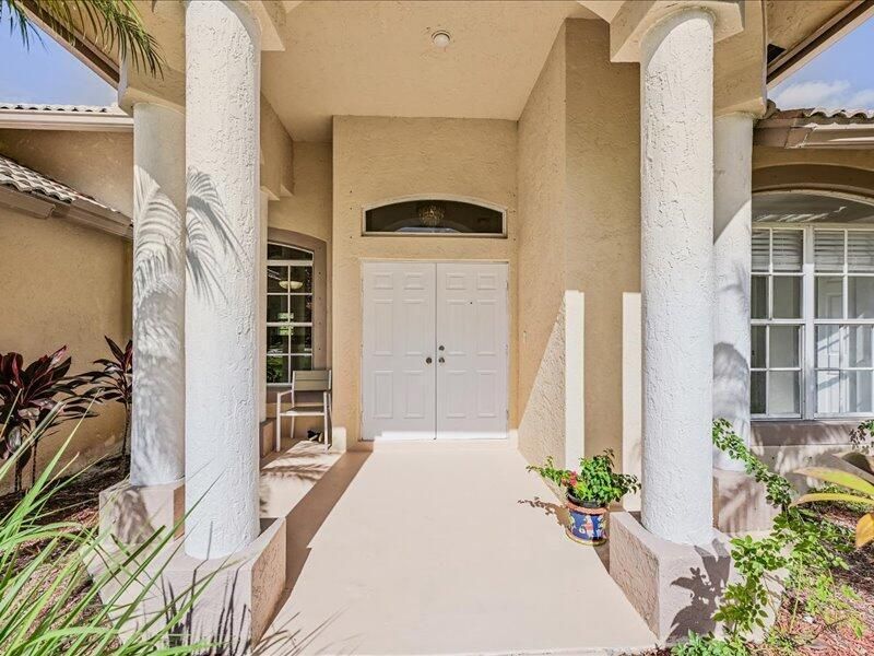 8671 155th Place N, Palm Beach Gardens, FL 33418 Photo