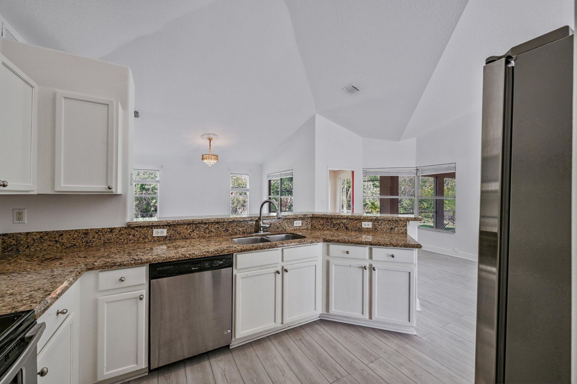 8671 155th Place N, Palm Beach Gardens, FL 33418 Photo