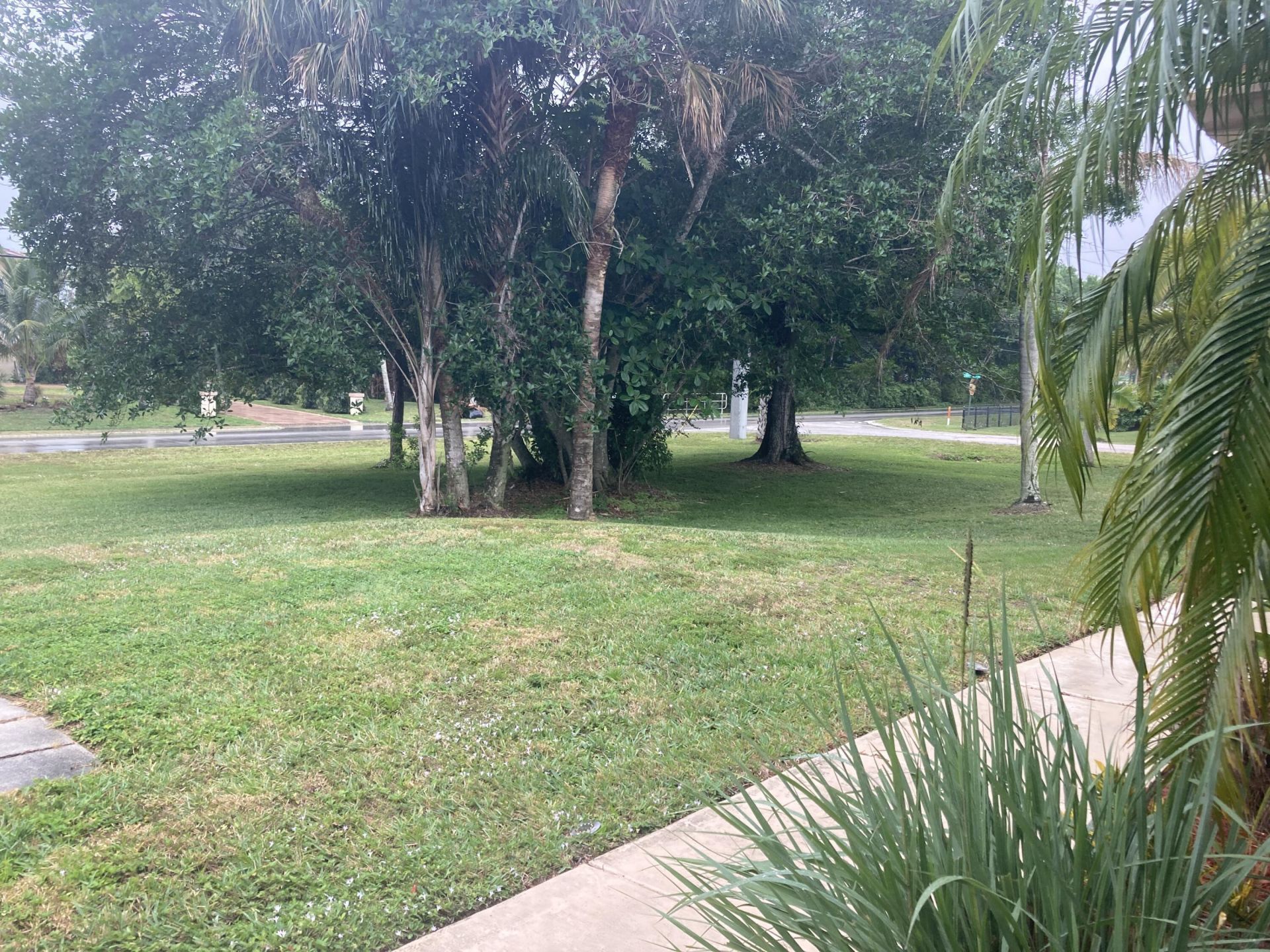 8671 155th Place N, Palm Beach Gardens, FL 33418 Photo