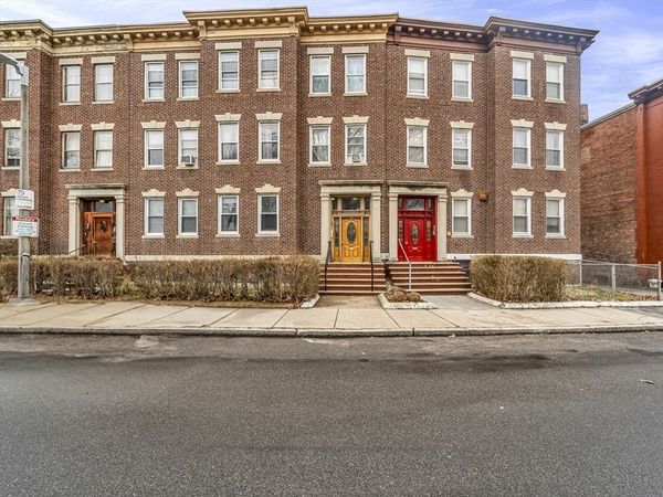 86 Winthrop St, Unit 1, Boston, MA 02119