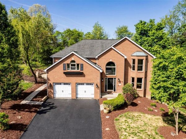 1120 Sandstone Rd, Greensburg, PA 15601