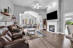 4201 Pointer Ct. photo 4