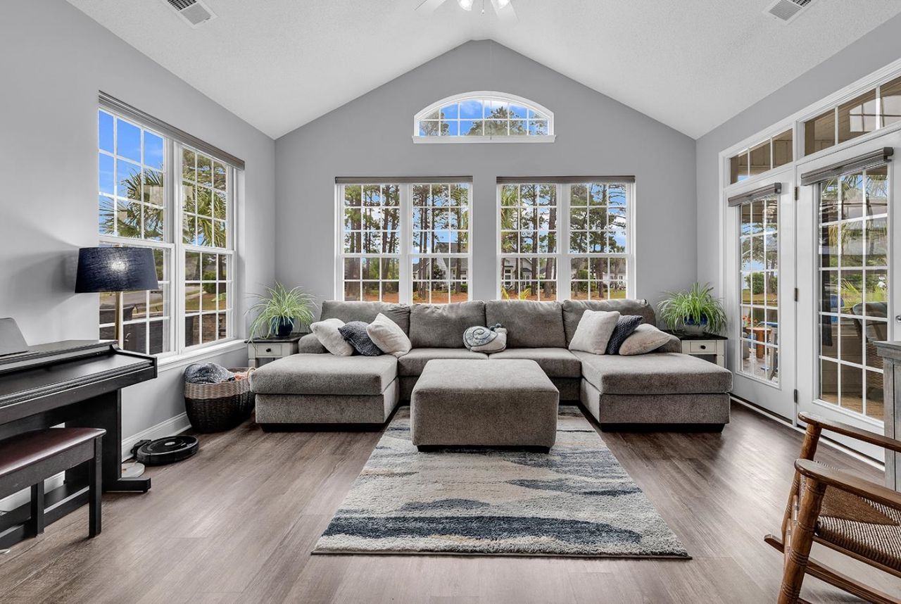 4201 Pointer Ct. Photo 8
