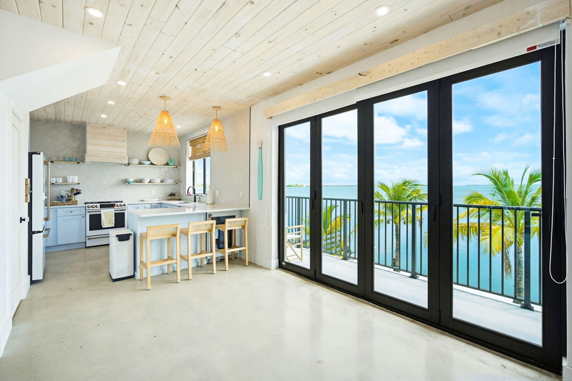 270 E Caribbean Drive, Summerland Key, FL 33042 Photo