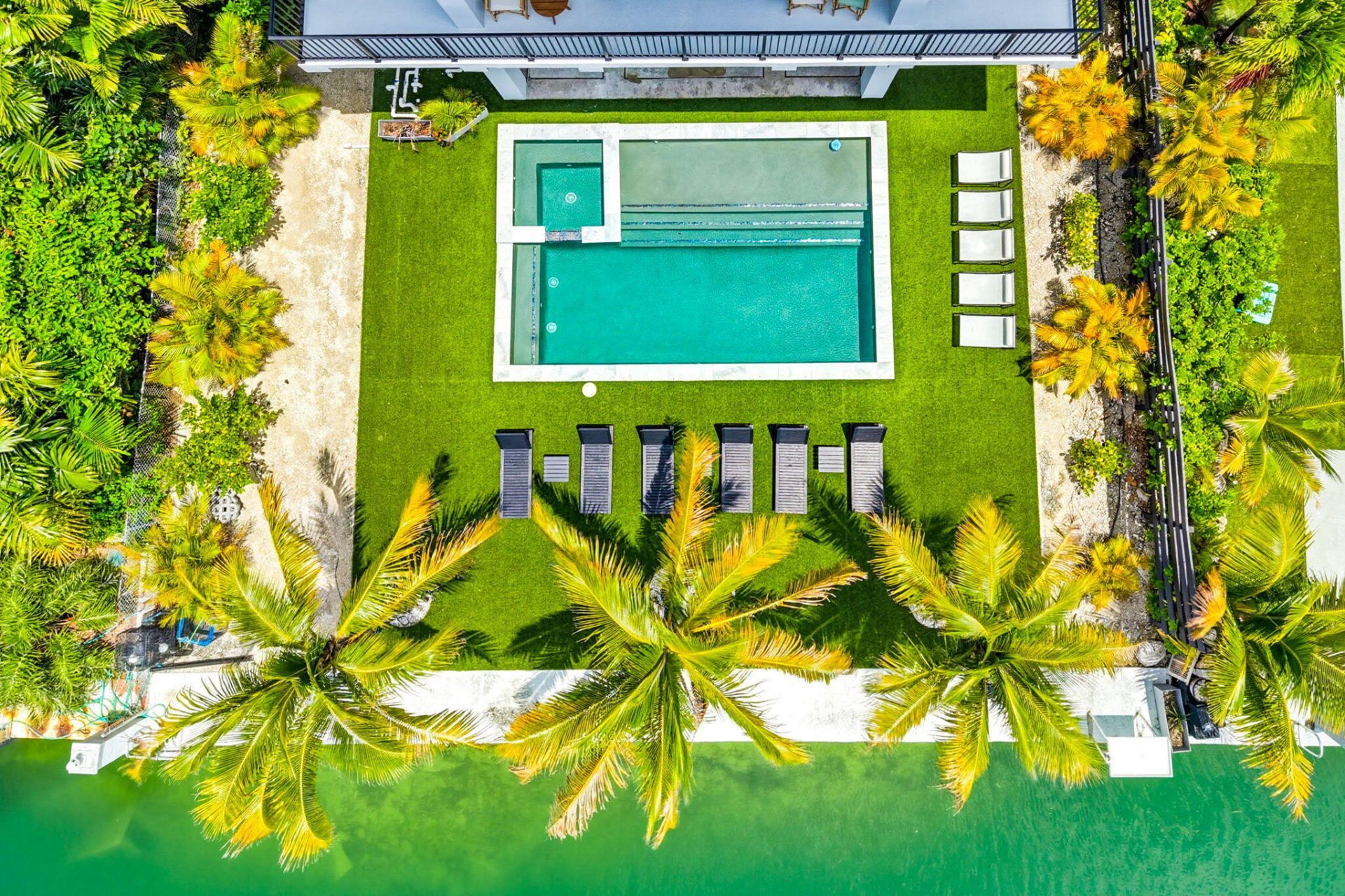 270 E Caribbean Drive, Summerland Key, FL 33042 Photo