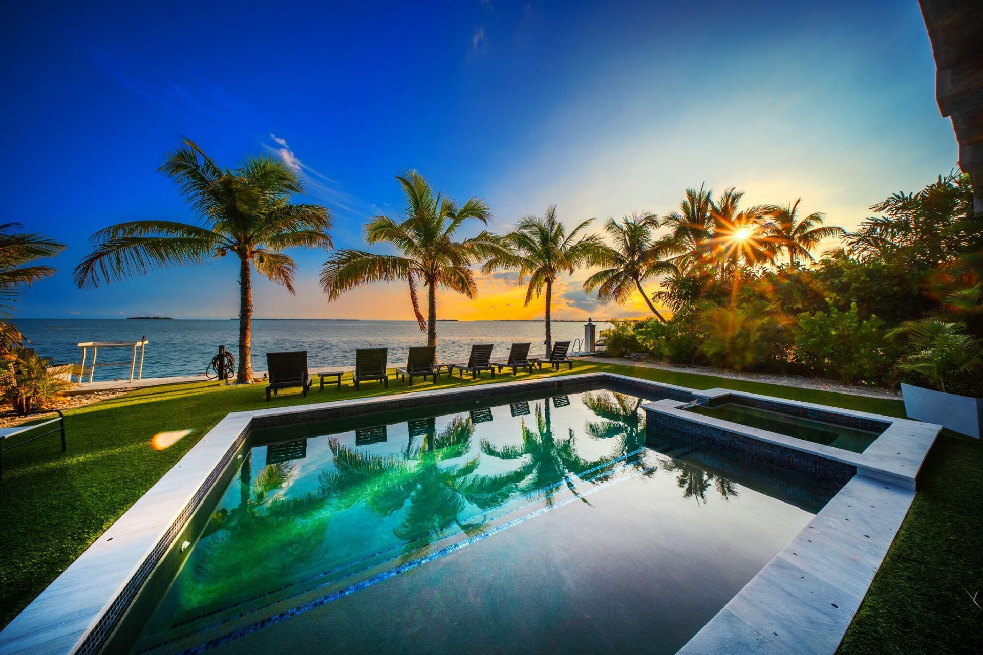 270 E Caribbean Drive, Summerland Key, FL 33042 Photo