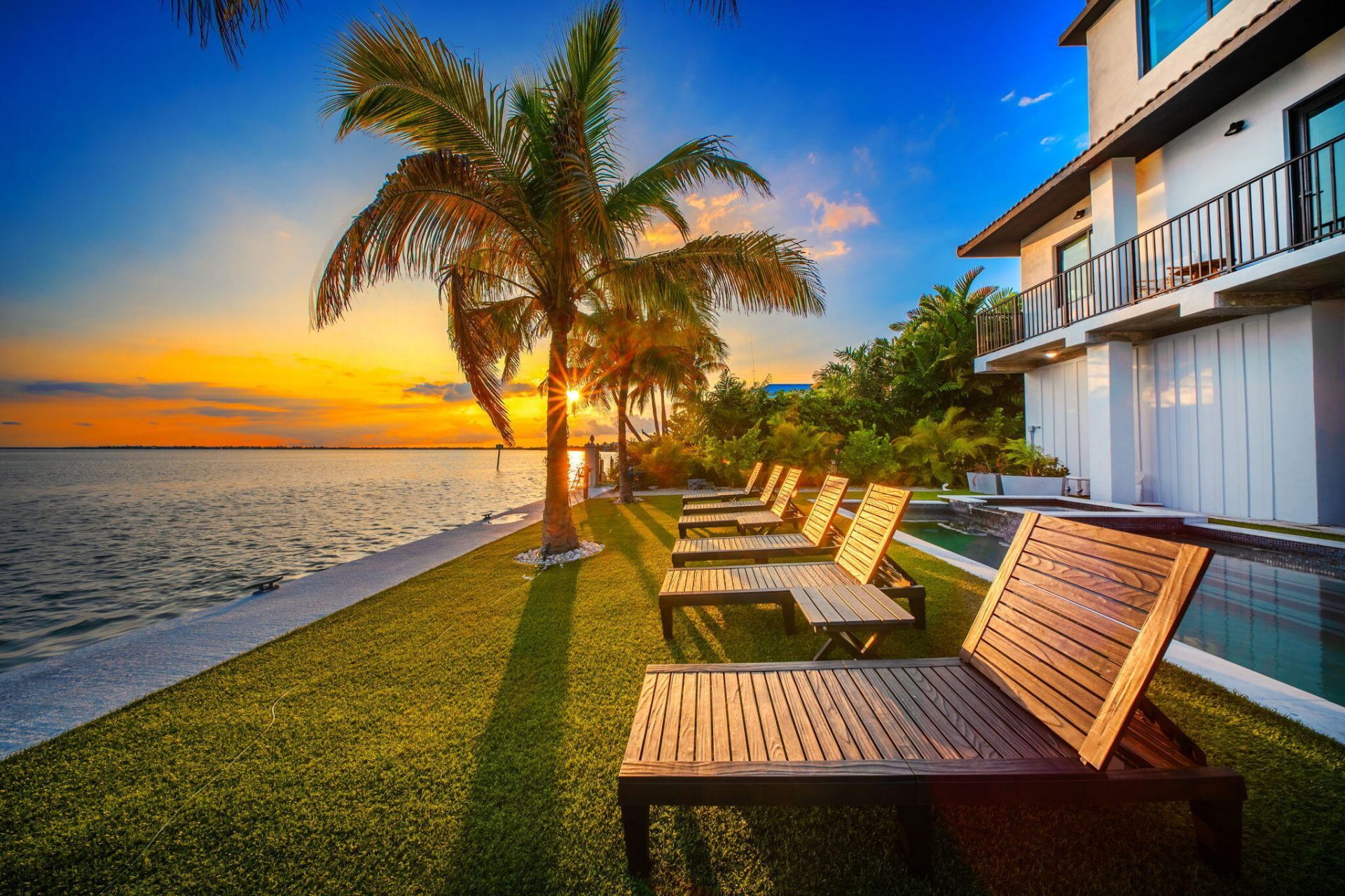 270 E Caribbean Drive, Summerland Key, FL 33042 Photo