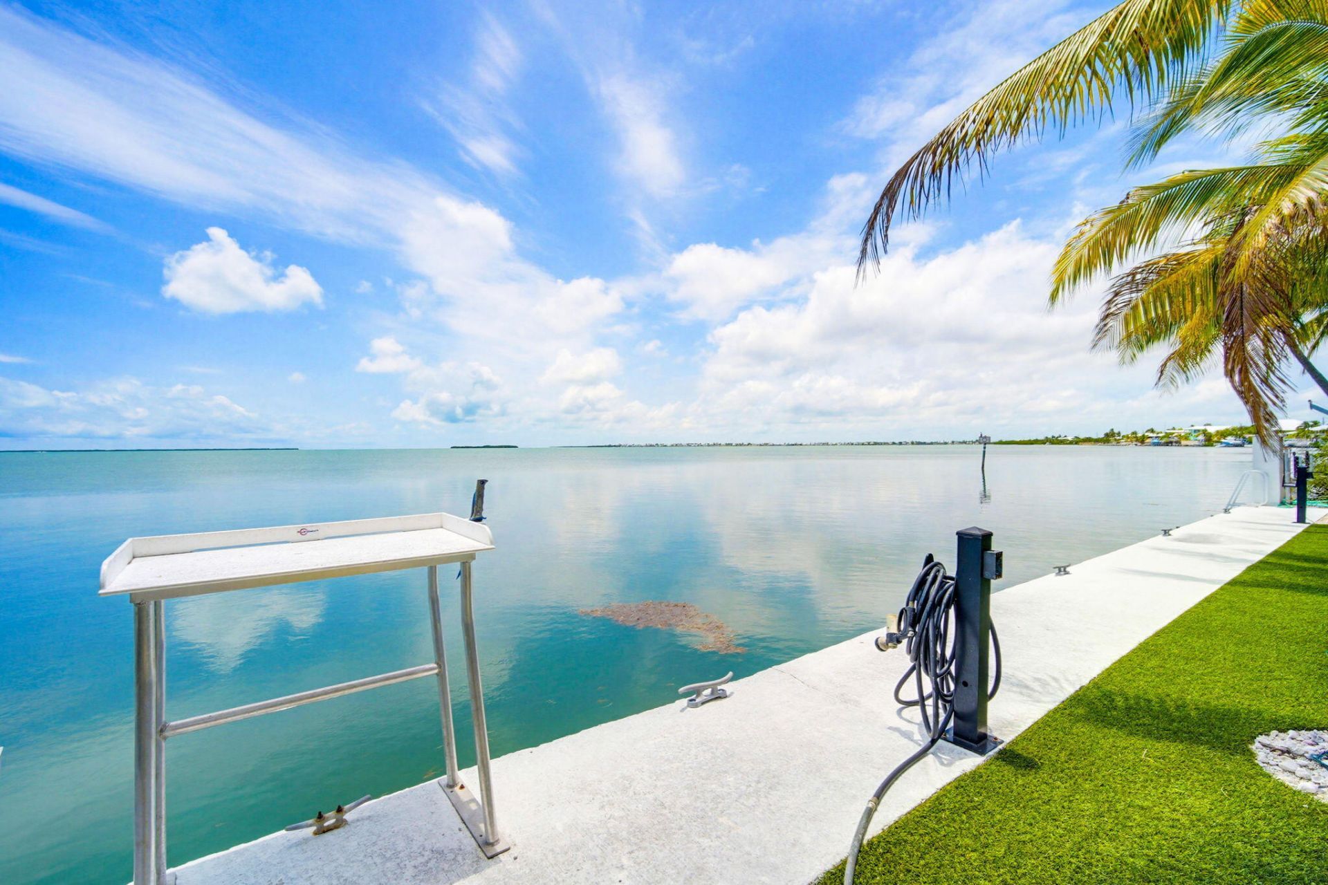270 E Caribbean Drive, Summerland Key, FL 33042 Photo