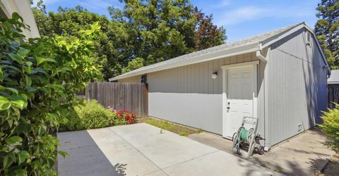 3706 Gold Creek Ln, Sacramento, CA 95827 Photo