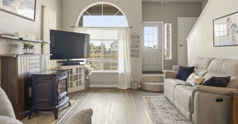 765 Stock Lane, Fernley, NV 89408 Photo