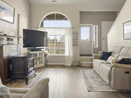 765 Stock Lane, Fernley, NV 89408 Photo