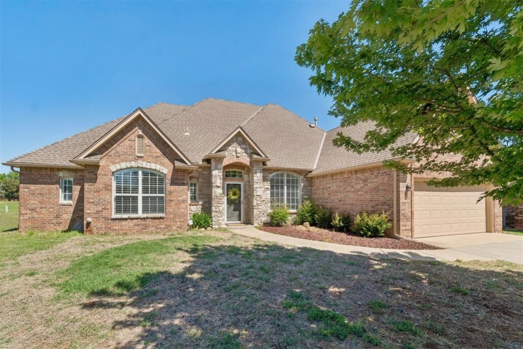 2925 Longmeadow, Edmond, OK 73003 Main Photo