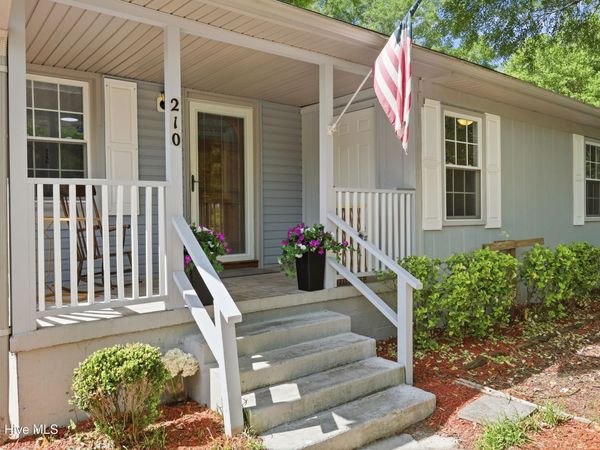 210 Rutledge Drive, Wilmington, NC 28412