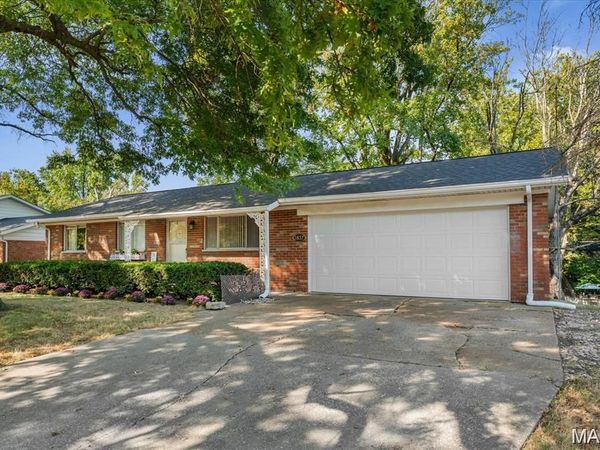 3837 N Illinois Street, Belleville, IL 62226