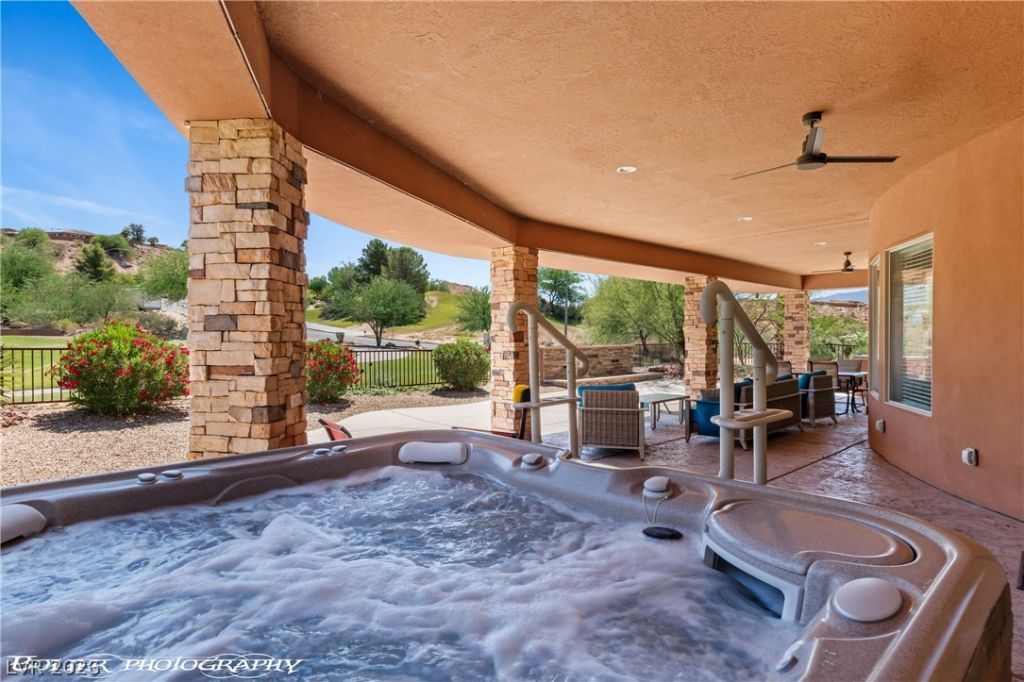 402 Links Drive, Mesquite, NV 89027