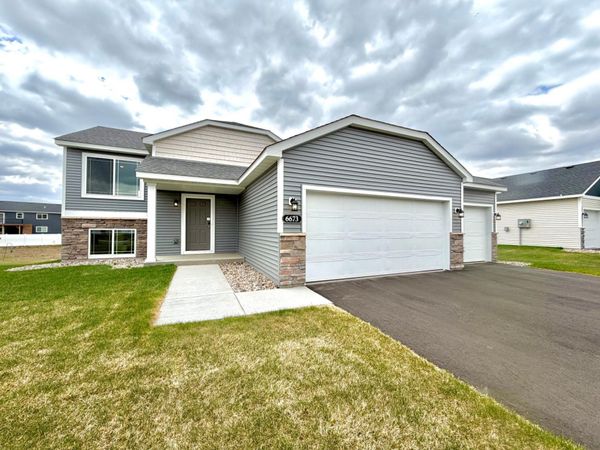 6673 Granby Street, North Branch, MN 55056