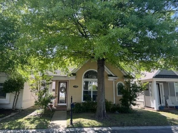 1339 HARBOR PARK DR, Memphis, TN 38103