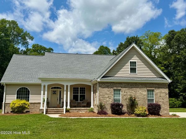 404 Old Swann Point Avenue, Rocky Point, NC 28457