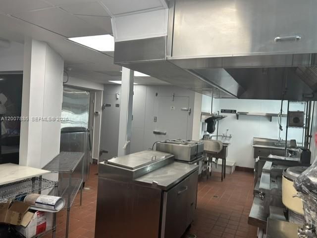 929 Collins Ave, Miami Beach, FL 33139 Photo