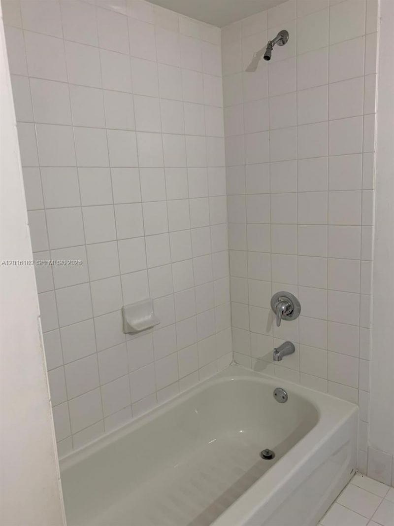 36 NW 6th Ave , Unit 1108, Miami, FL 33128 Photo