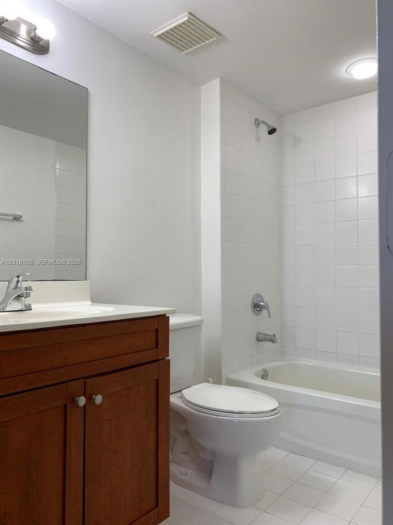 36 NW 6th Ave , Unit 1108, Miami, FL 33128 Photo