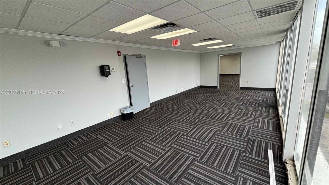 2740 E Oakland Park Blvd , Unit 208, Fort Lauderdale, FL 33306 Photo