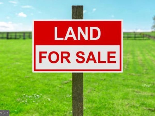 2211 LAKESIDE DRIVE, WILLIAMSTOWN, NJ 08094