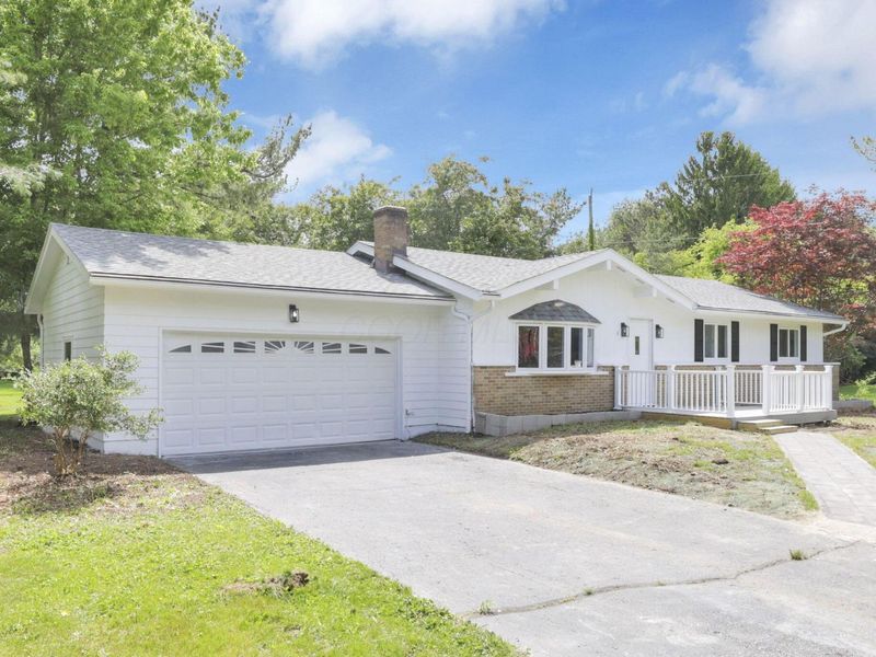 8 Summit Glen Road SW, Pataskala, OH 43062 Photo 3