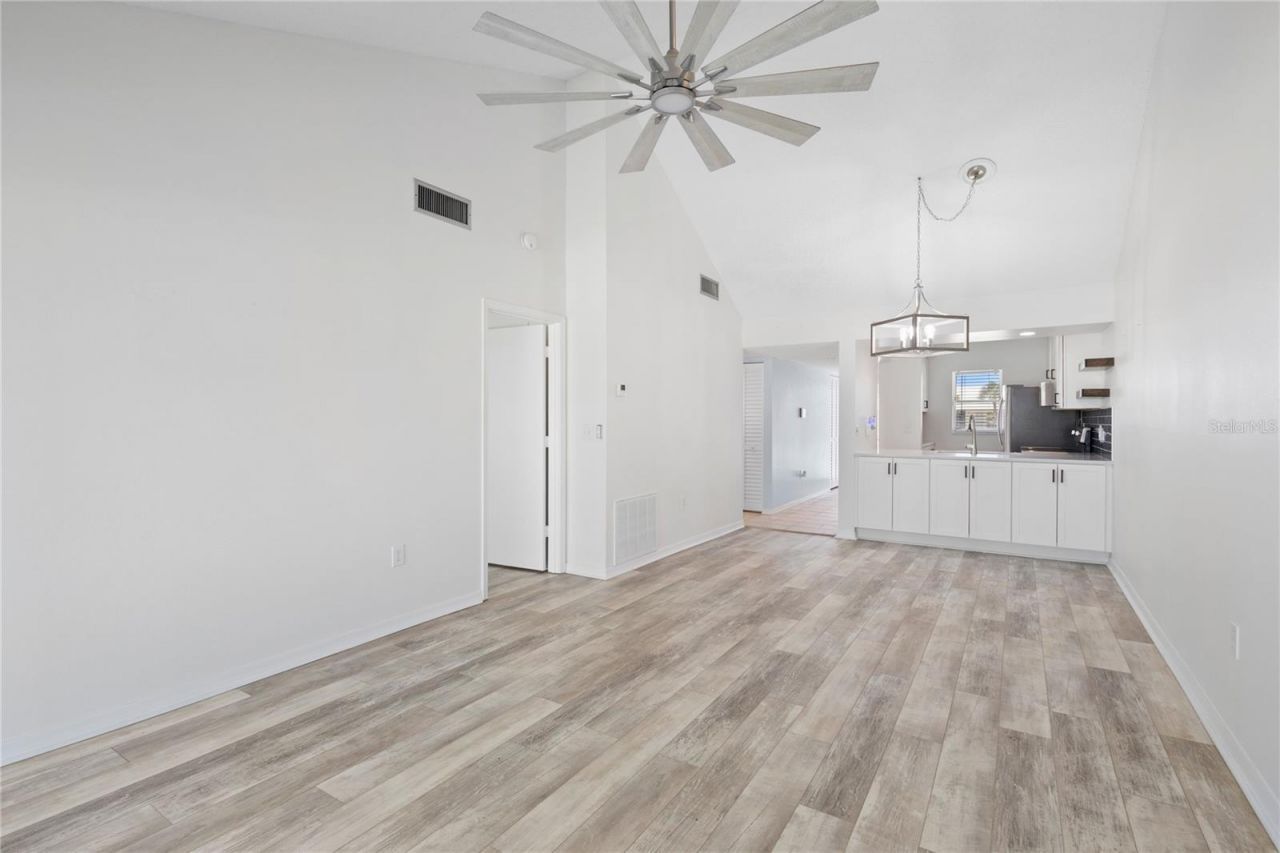 436 Cerromar Lane, Unit 478, Venice, FL 34293 Photo