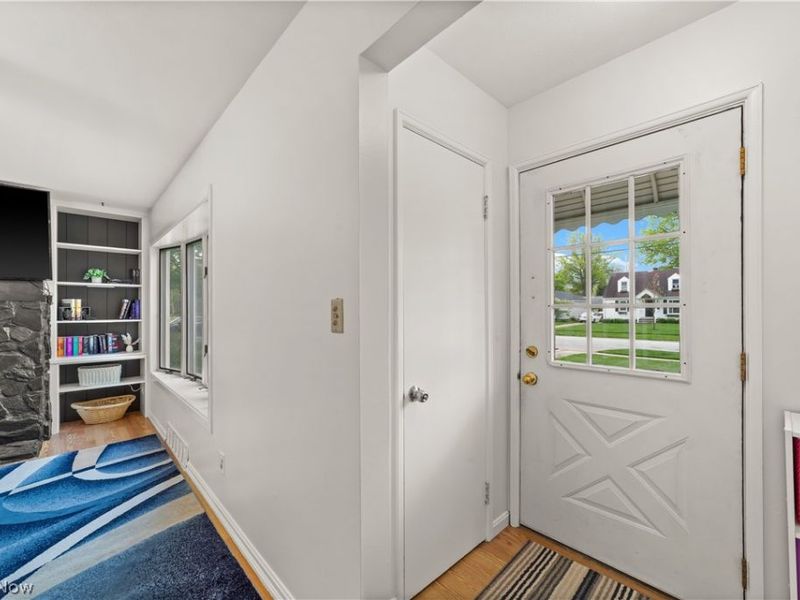 27840 Lincoln Road, Bay Village, OH 44140 Photo 11