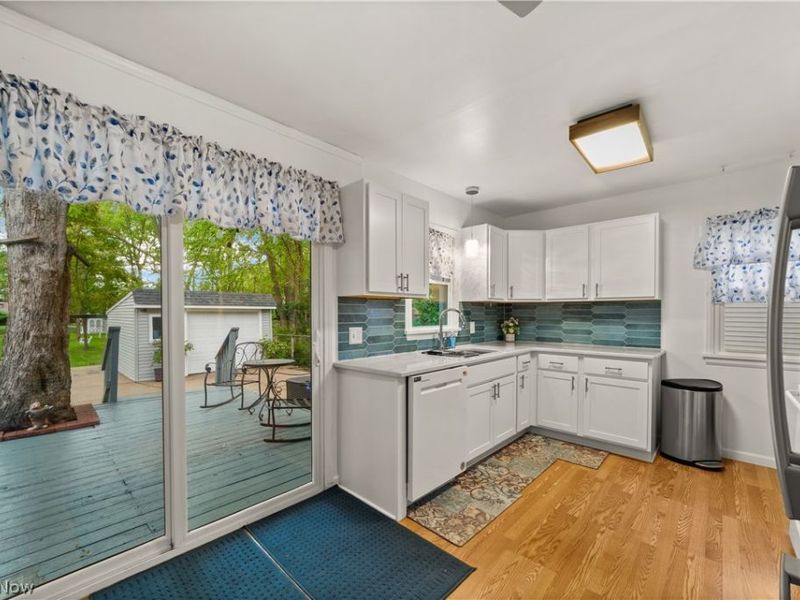 27840 Lincoln Road, Bay Village, OH 44140 Photo 17