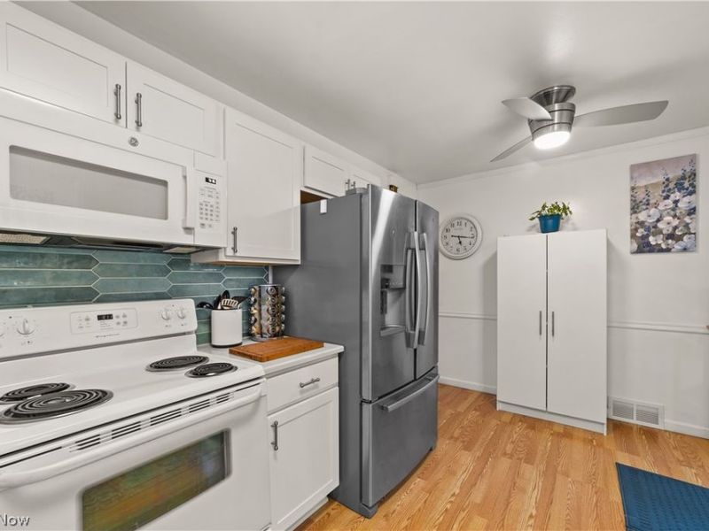 27840 Lincoln Road, Bay Village, OH 44140 Photo 19