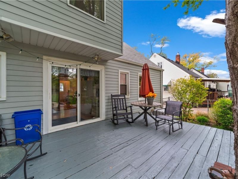 27840 Lincoln Road, Bay Village, OH 44140 Photo 9