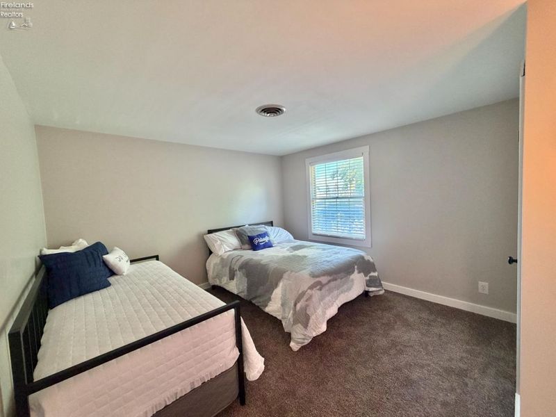 102 Landing Lane, Unit B, Marblehead, OH 43440 Photo 11
